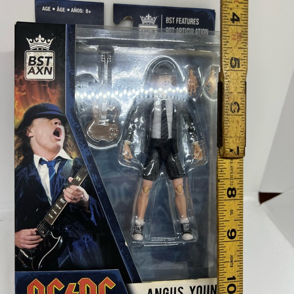New AC/DC Angus Young Highway to hell tour figure - Picture 3 of 7